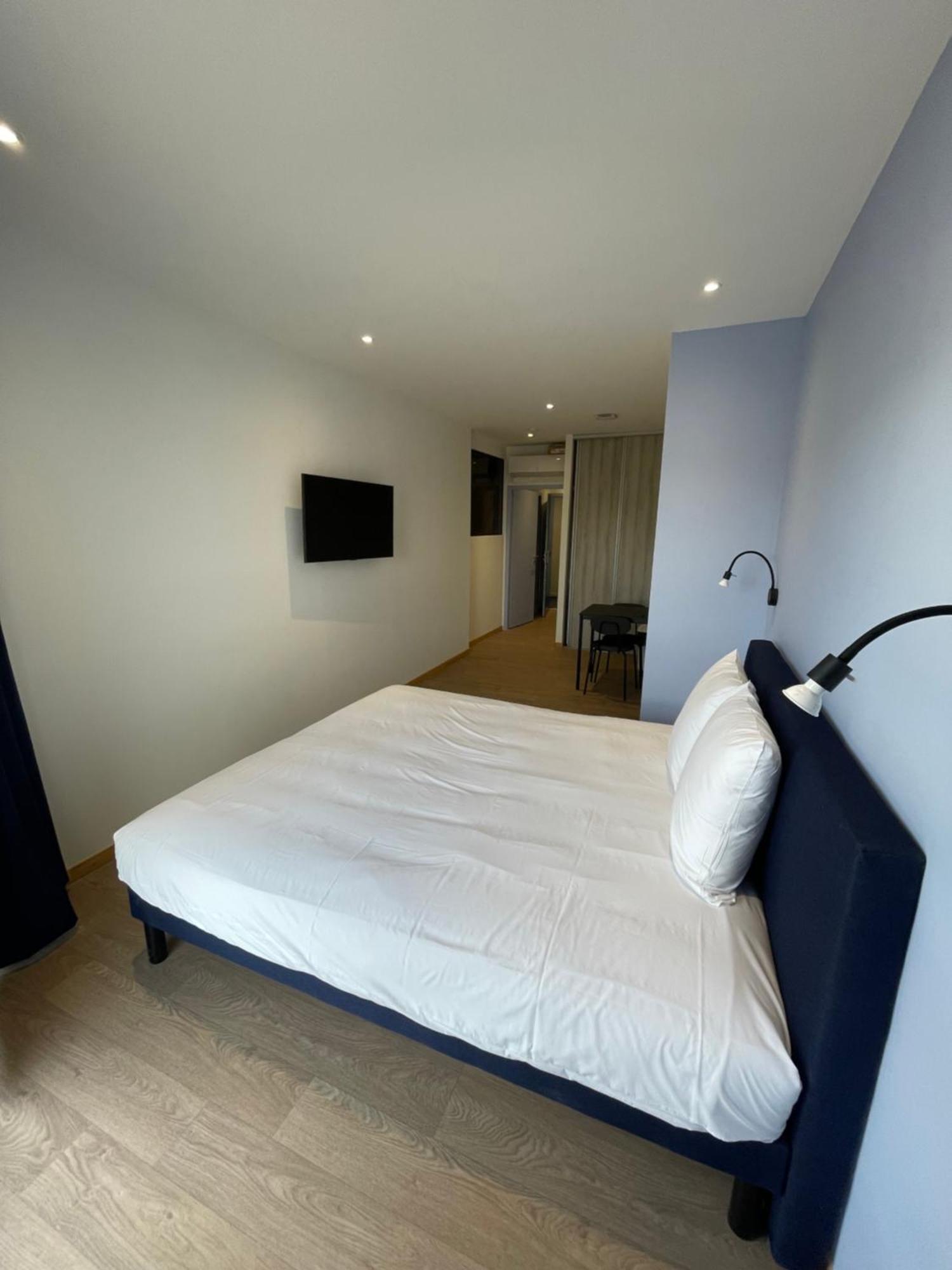 Le Salvador - Appart'Hotel De 18M2 A 44M2 La Talaudiere Dış mekan fotoğraf