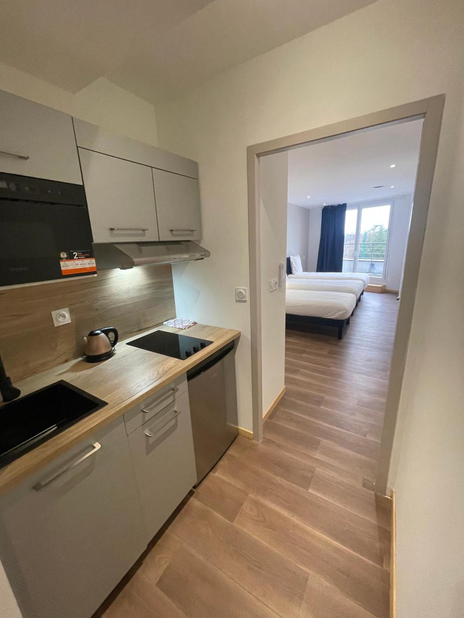 Le Salvador - Appart'Hotel De 18M2 A 44M2 La Talaudiere Dış mekan fotoğraf