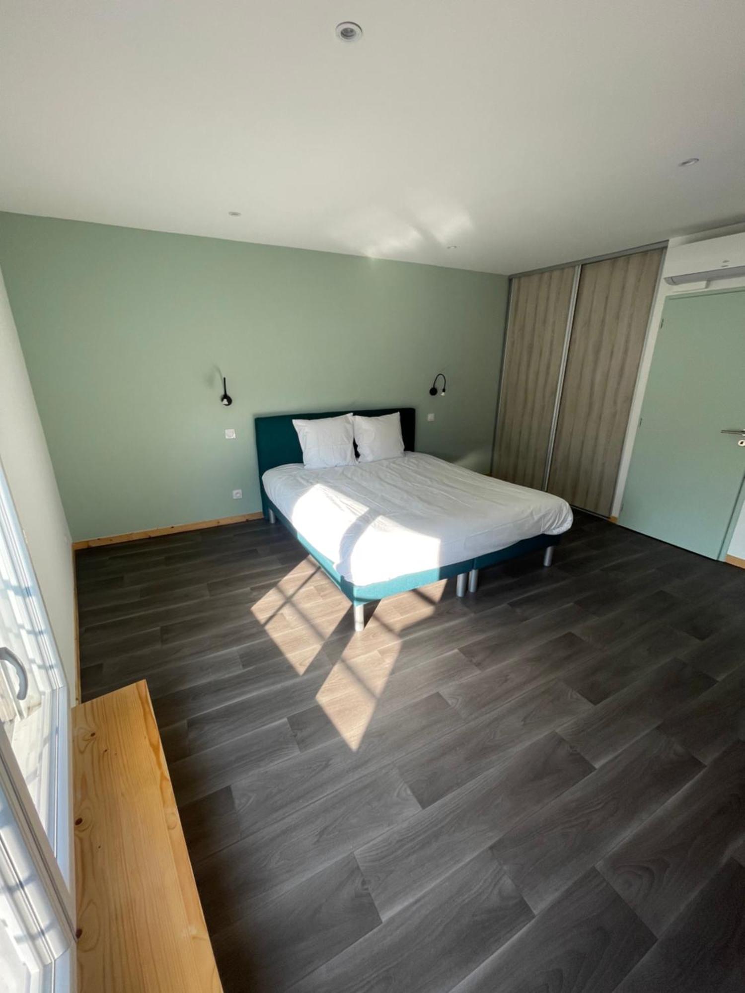 Le Salvador - Appart'Hotel De 18M2 A 44M2 La Talaudiere Dış mekan fotoğraf